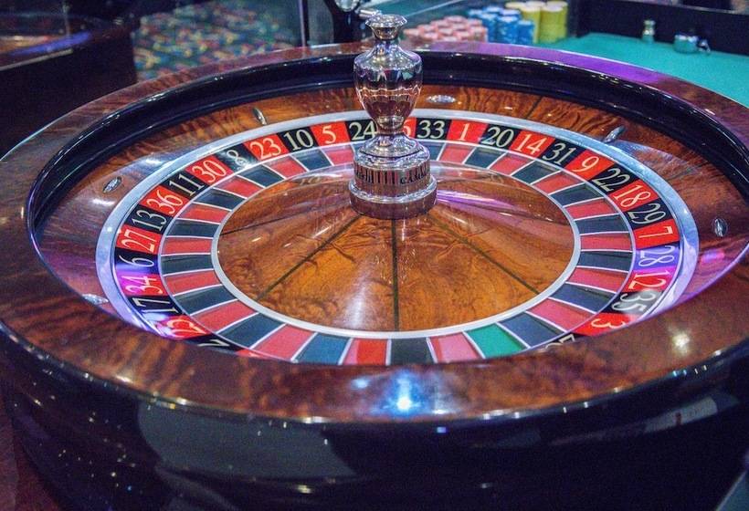 בית מלון כפרי Four Points By Sheraton Los Angeles