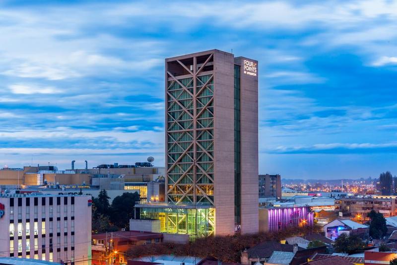 בית מלון כפרי Four Points By Sheraton Los Angeles