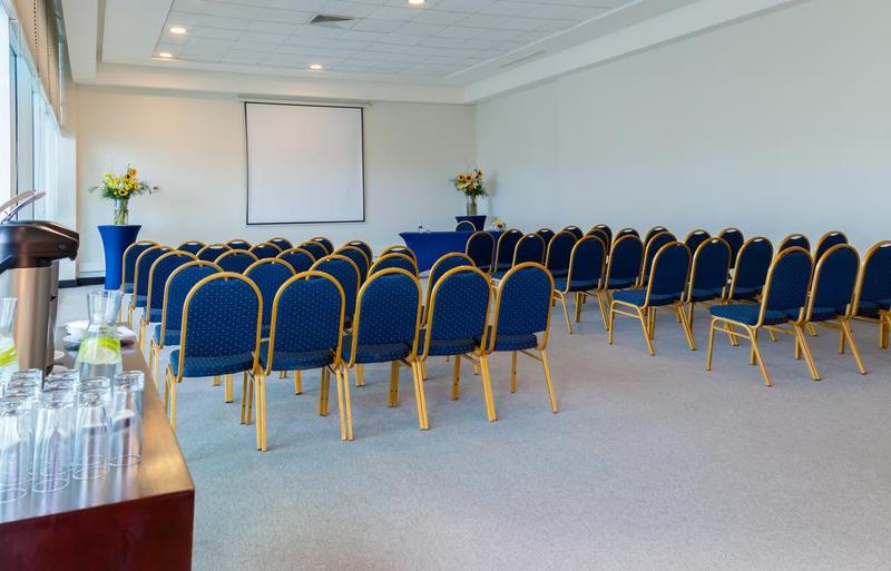 בית מלון כפרי Four Points By Sheraton Los Angeles