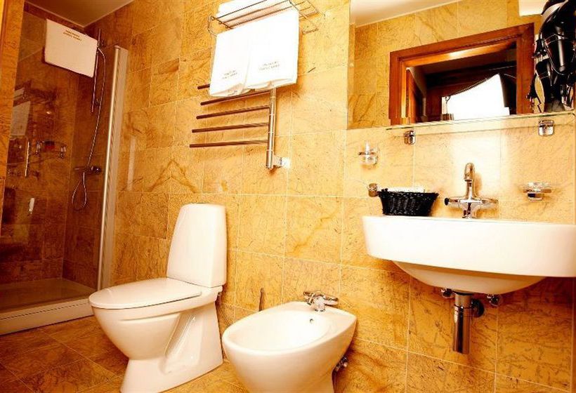 هتل Friedrich Guesthouse