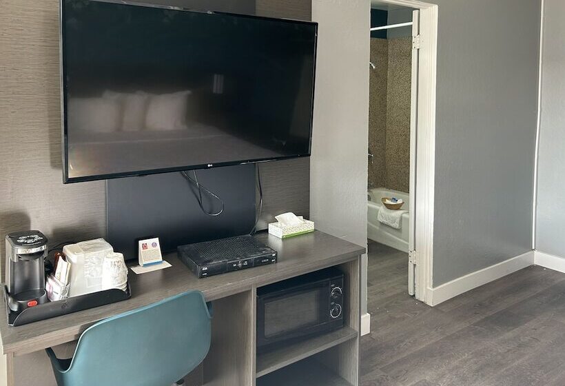 فندق Studio 6 Suites Madera, California   Yosemite