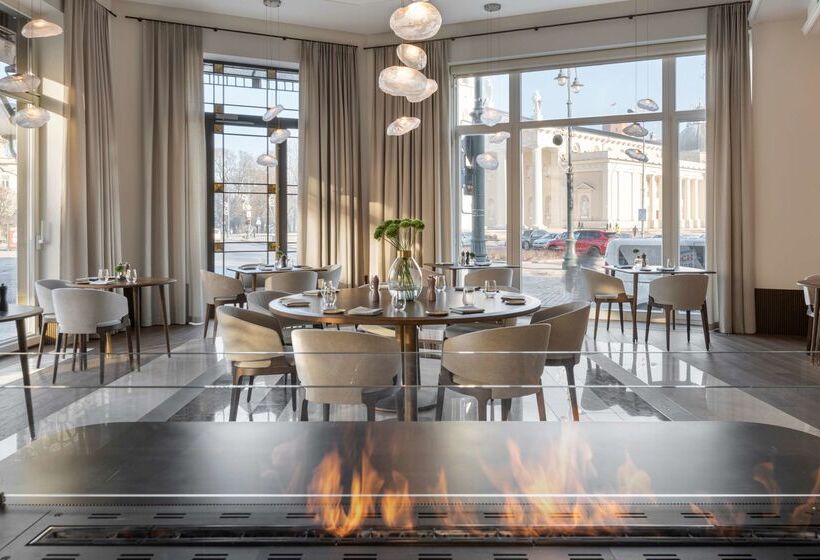 Grand Hotel Vilnius, Curio Collection By Hilton