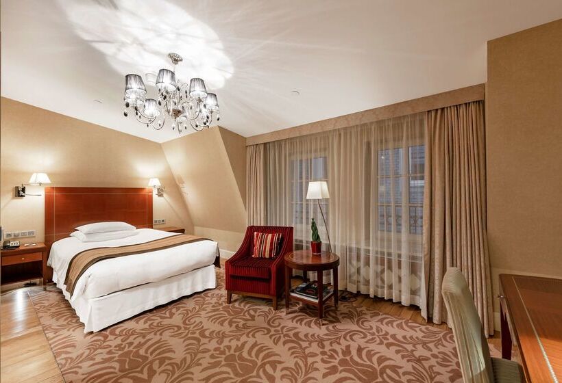 Grand Hotel Vilnius, Curio Collection By Hilton