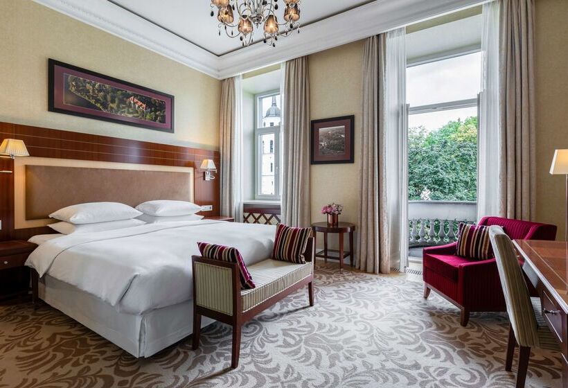 Grand Hotel Vilnius, Curio Collection By Hilton