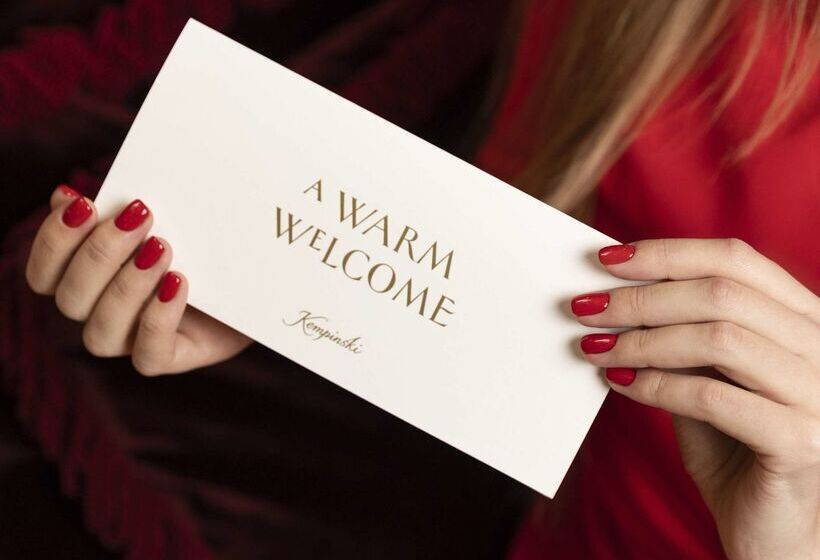 Grand Hotel Vilnius, Curio Collection By Hilton