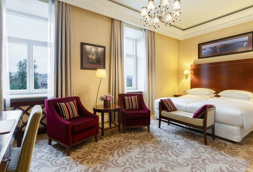 Grand Hotel Vilnius, Curio Collection By Hilton