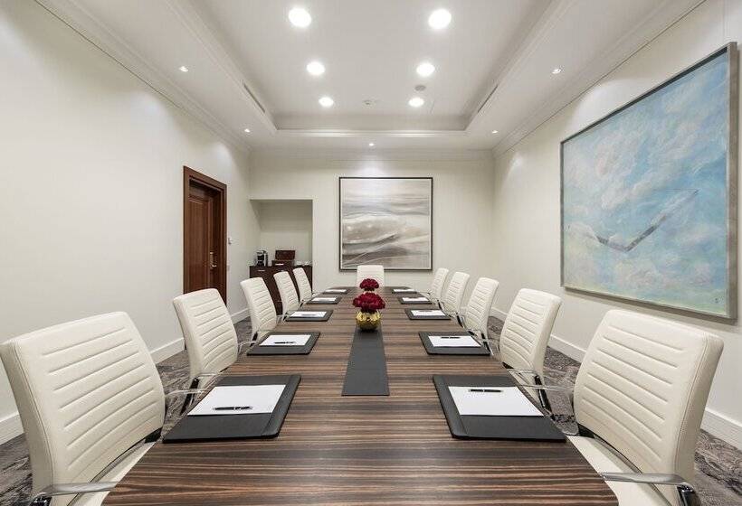 Grand Hotel Vilnius, Curio Collection By Hilton