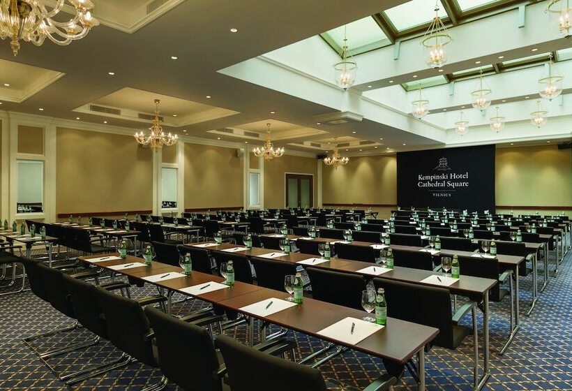 Grand Hotel Vilnius, Curio Collection By Hilton