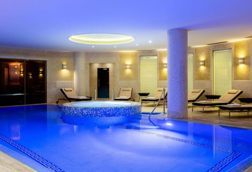 Grand Hotel Vilnius, Curio Collection By Hilton