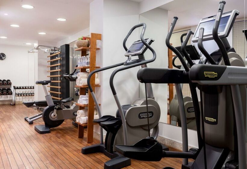 Grand Hotel Vilnius, Curio Collection By Hilton