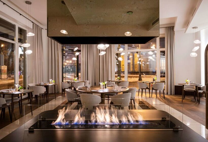 Grand Hotel Vilnius, Curio Collection By Hilton