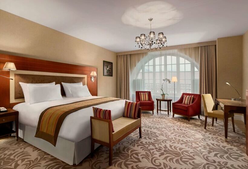 Grand Hotel Vilnius, Curio Collection By Hilton