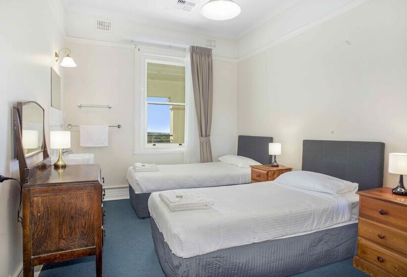 בית מלון כפרי Grand View