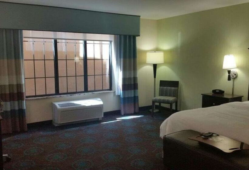 فندق Hampton Inn & Suites St. Cloud, Mn