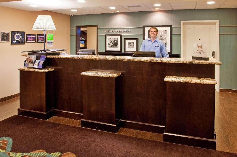 فندق Hampton Inn & Suites St. Cloud, Mn