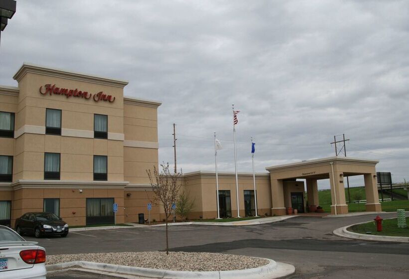 فندق Hampton Inn Fairmont