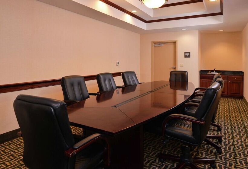 فندق Hampton Inn Harrison