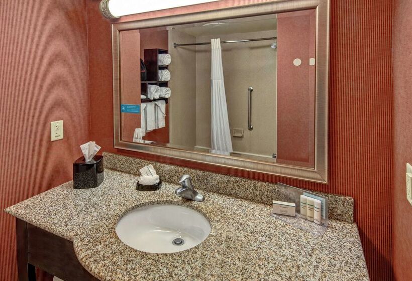 فندق Hampton Inn Jacksonvilleanniston Area