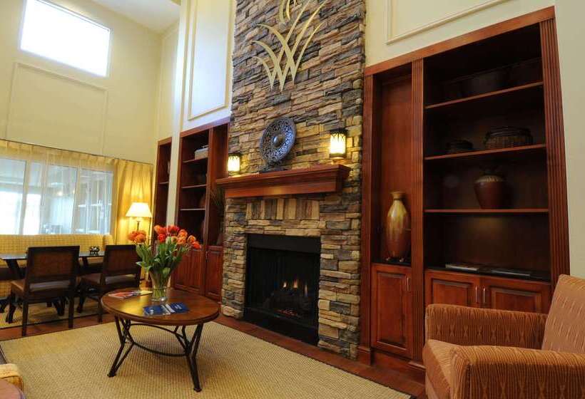 בית מלון כפרי Hampton Inn & Suites Lanett West Point