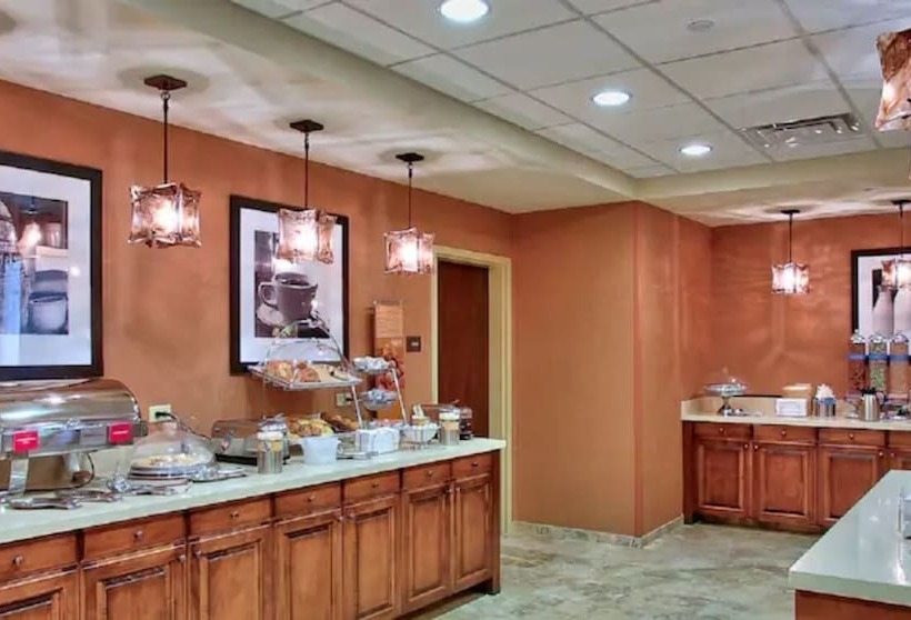 ホテル Hampton Inn & Suites Scottsdale At Talking Stick