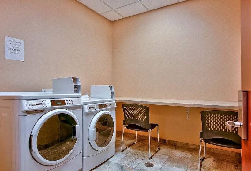 ホテル Hampton Inn & Suites Scottsdale At Talking Stick