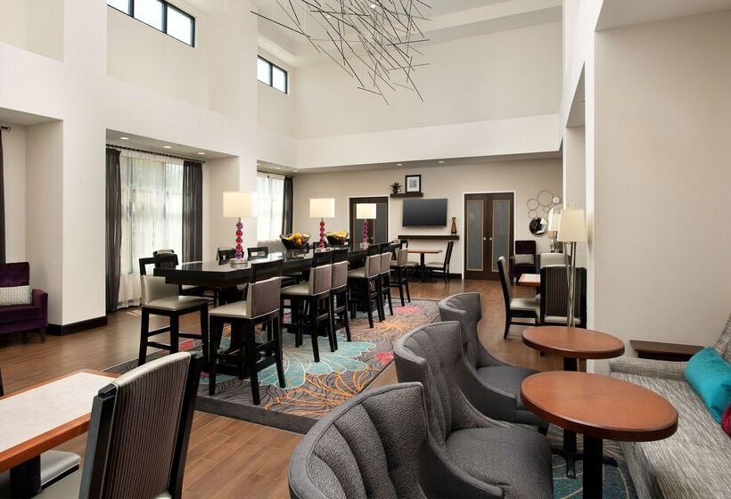 בית מלון כפרי Hampton Inn & Suites Tupelo/barnes Crossing