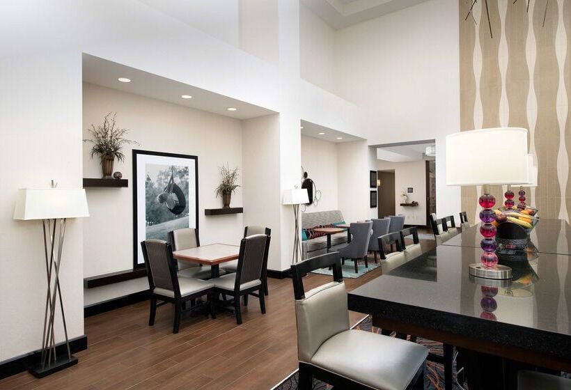 בית מלון כפרי Hampton Inn & Suites Tupelo/barnes Crossing