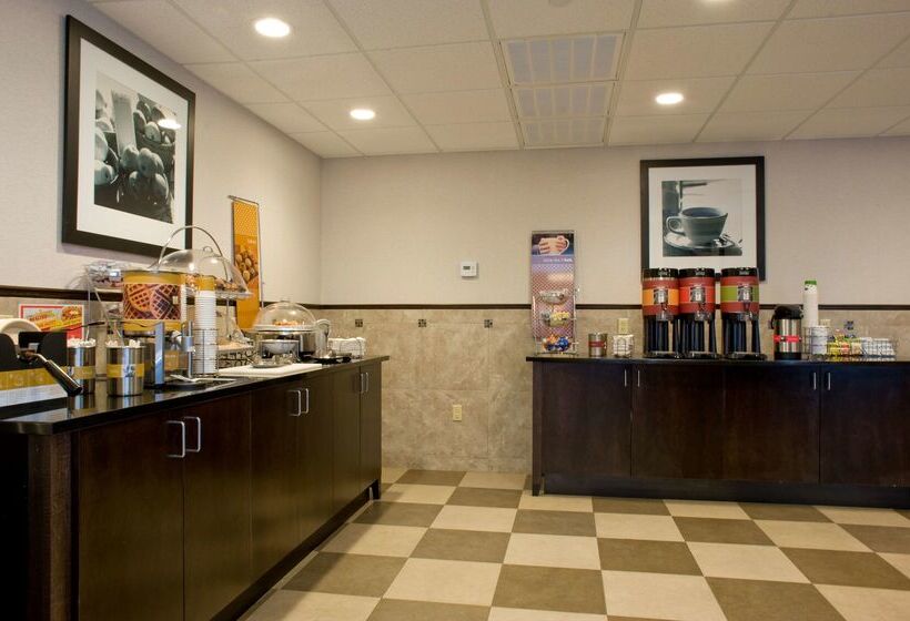 בית מלון כפרי Hampton Inn & Suites Tupelo/barnes Crossing