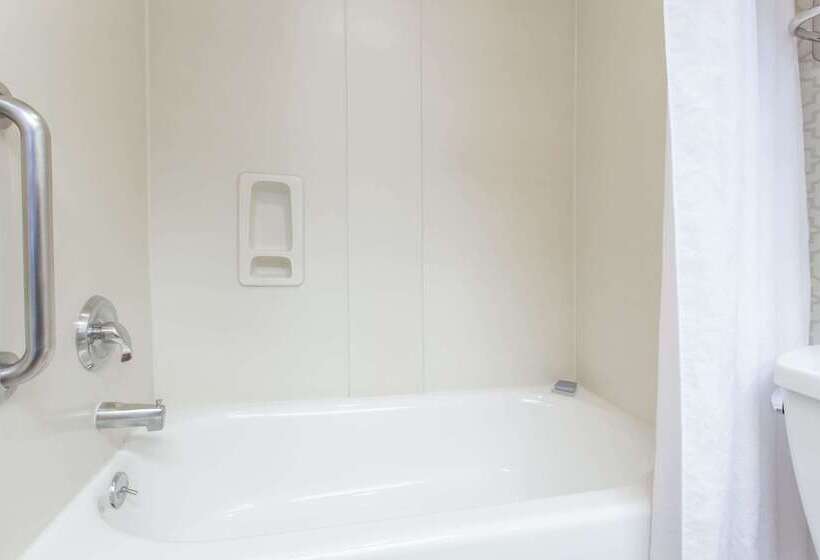 בית מלון כפרי Hawthorn Suites By Wyndham Livermore