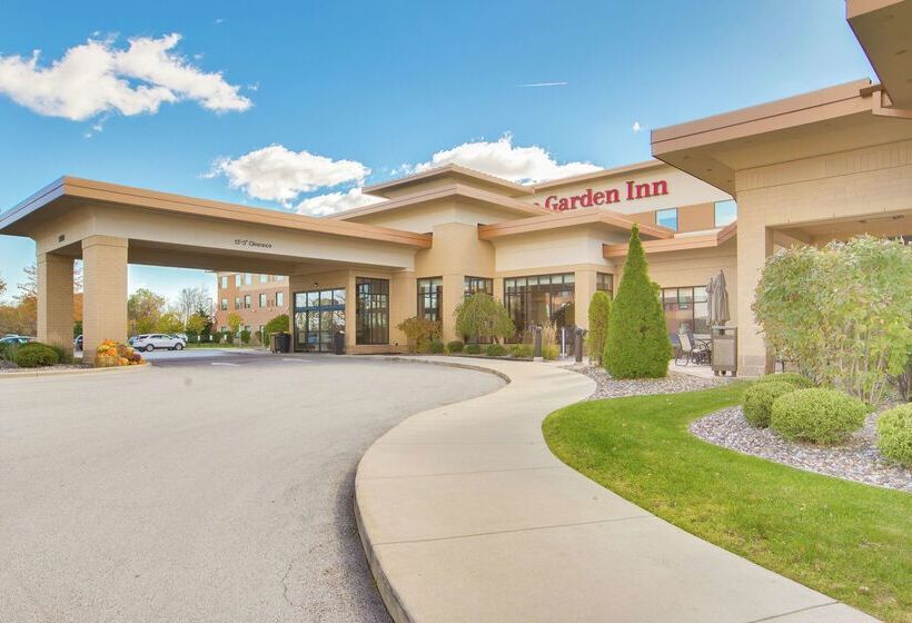 בית מלון כפרי Hilton Garden Inn Milwaukee Airport