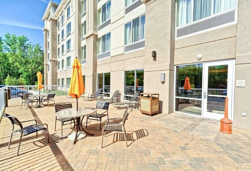 فندق Hilton Garden Inn Mt. Laurel