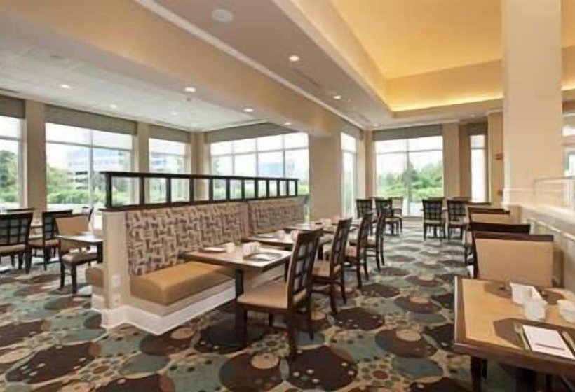 هتل Hilton Garden Inn Mt. Laurel