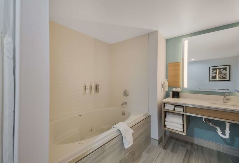 فندق Hilton Garden Inn Oklahoma City Midtown