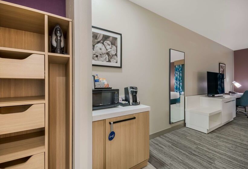 فندق Hilton Garden Inn Oklahoma City Midtown