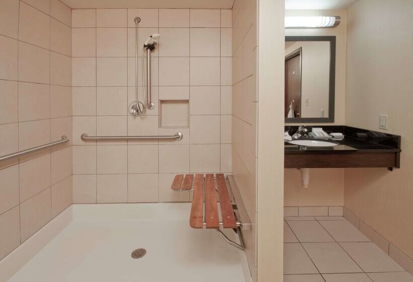 فندق Hilton Garden Inn Oklahoma City Midtown