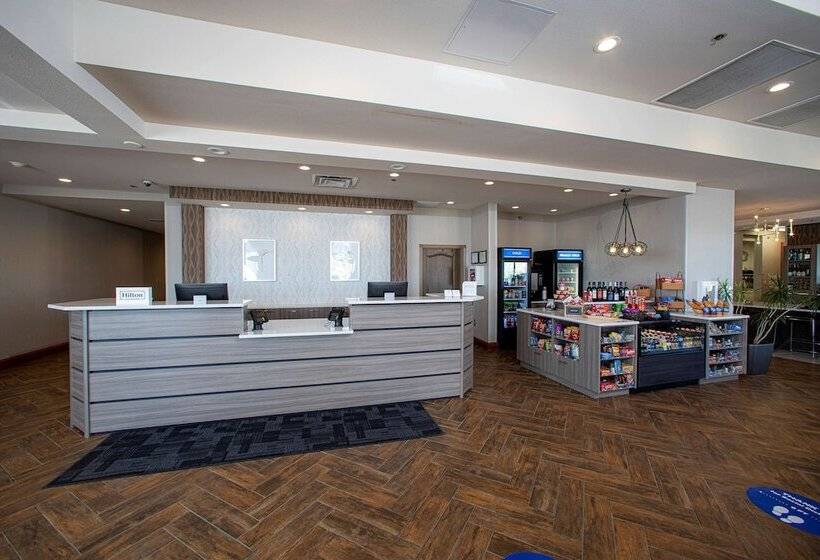 בית מלון כפרי Hilton Garden Inn Rapid City