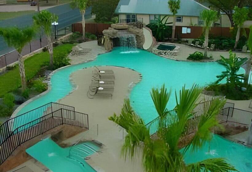 호텔 Holiday Inn Express & Suites Fredericksburg By Ihg