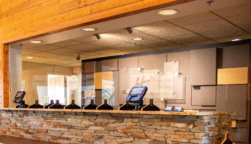 فندق Holiday Inn Express & Suites Hayward, An Ihg