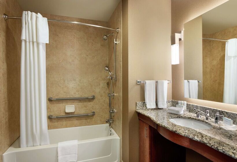 فندق Homewood Suites By Hilton Fort Smith