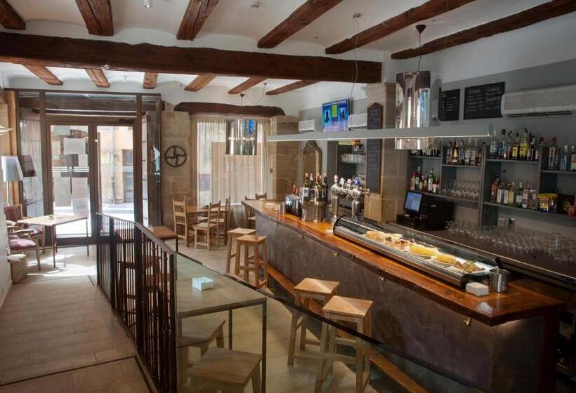 Отель Hospederia Chapitel