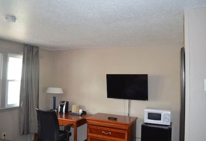 酒店 Hyannis Host Inn