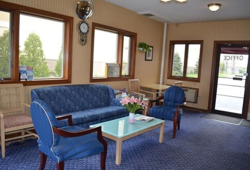 酒店 Hyannis Host Inn