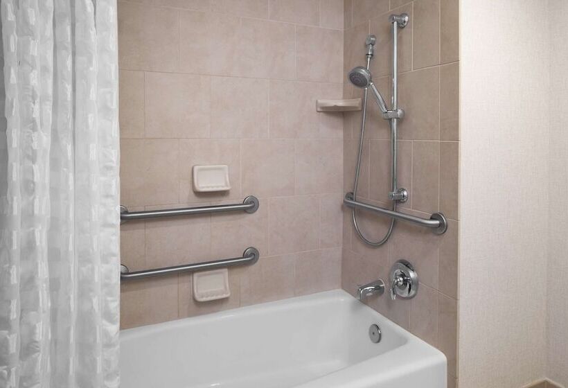 ホテル Hyatt Place Long Island East End