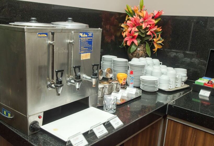 호텔 Impar Suites Cidade Nova