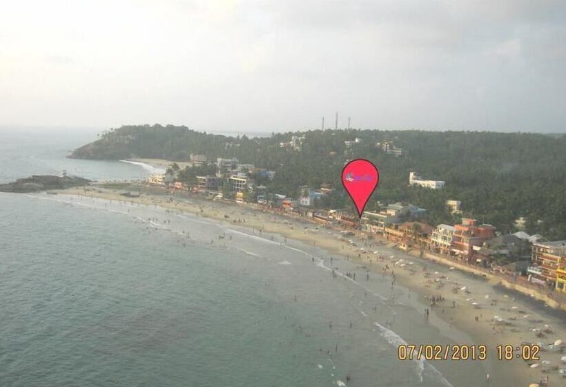 فندق Jeevan Ayurvedic Beach Resort