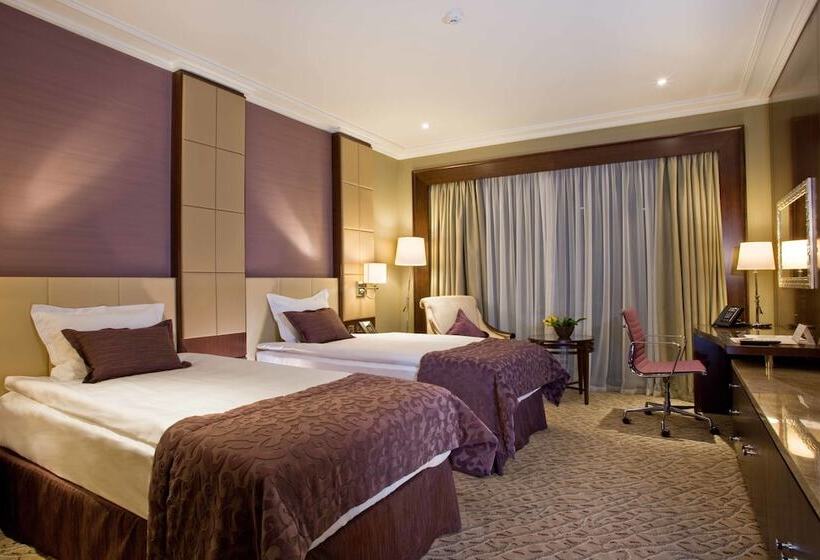 فندق Kharkiv Palace