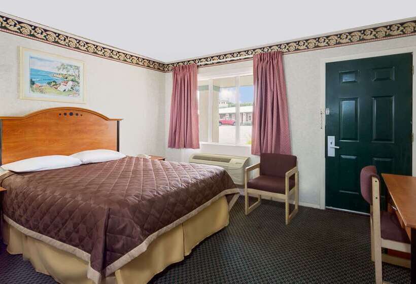 فندق Knights Inn Madison Heights