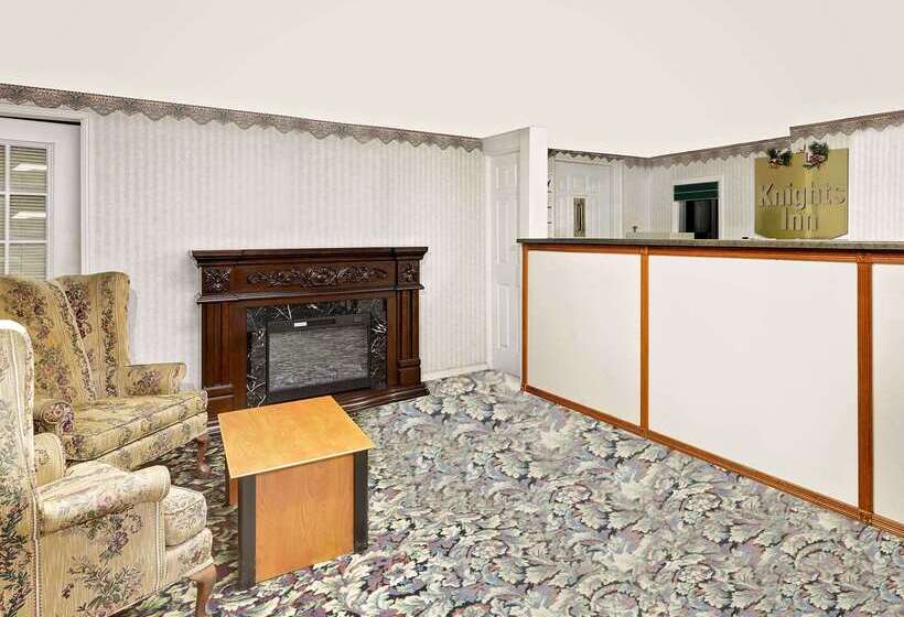 فندق Knights Inn Madison Heights