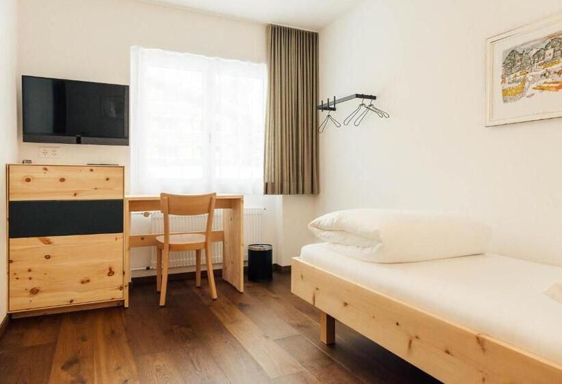 호텔 Krüzli   Dapi 1914