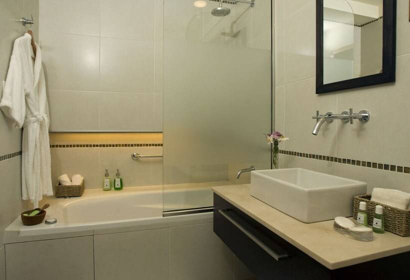 فندق Las Bayas Home Suites